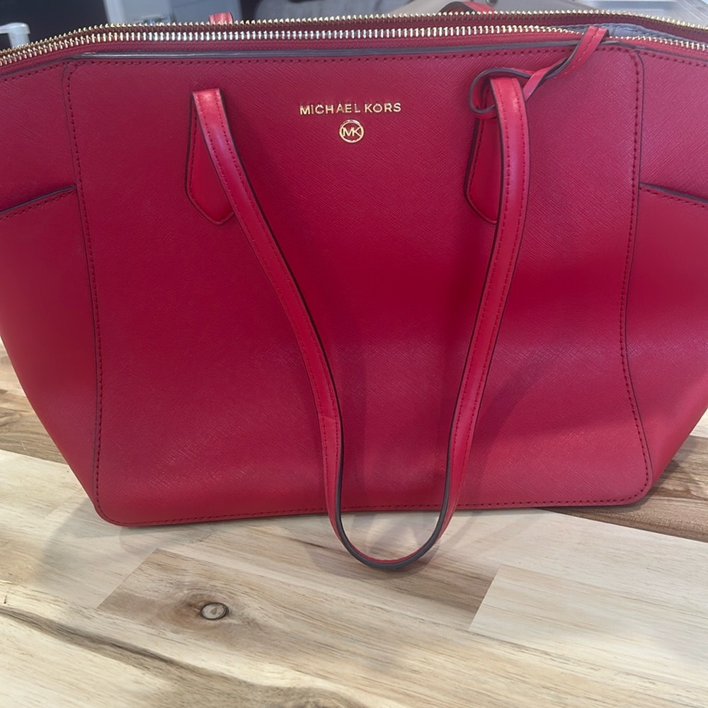 Michal kors red shoulder bag